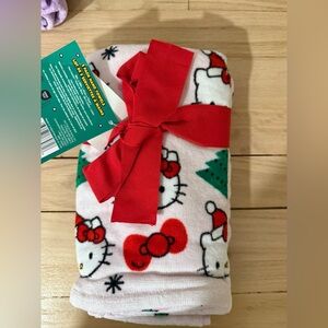 Hello Kitty set of 2 hand towels